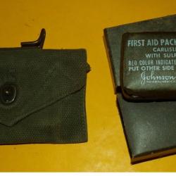 ARMEE AMERICAINE U.S : POCHETTE EN TISSU  AVEC PANSEMENT INDIVIDUEL EN BOITE CARTON  ARMEE AMERIC