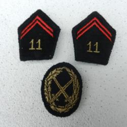 paire de pattes de col 11ème régiment du génie et un brevet supérieur