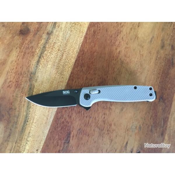 Couteau sog terminus Xr limited edition cryo 2