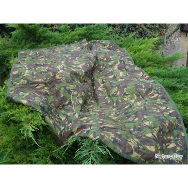 Poncho liner ou doublure de poncho  Woobie   camouflage DPM