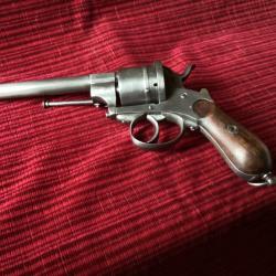 Gros Revolver à broche 12mm pour Officier second Empire.