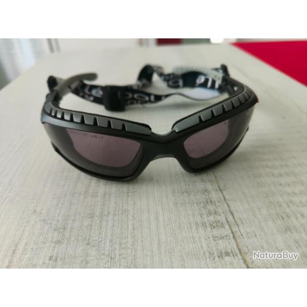 Lunettes tactique Tracker Bolle