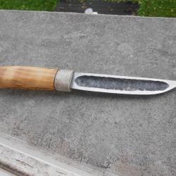 Couteau Puukko forgé type Yakut