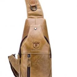 Sac de Poitrine Homme en Cuir de Vachette Vintage - Élégance et Praticité Beige