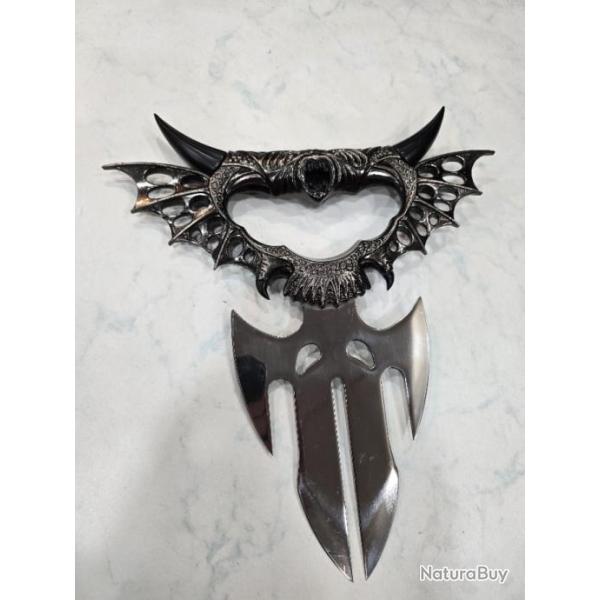 Arme blanche  coup de poing heroic fantasy 25cm