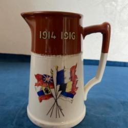 Rare pichet à motifs patriotiques WW1