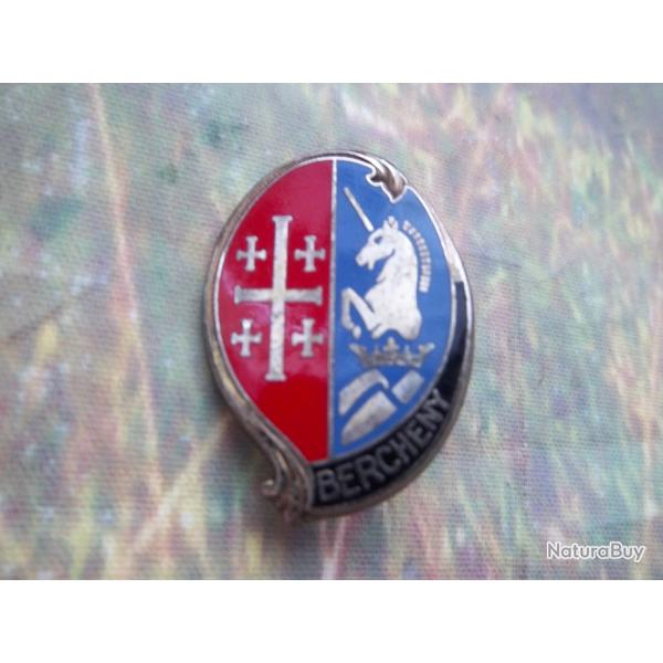 insigne militaire 1er rgiment de hussards parachutistes Delsart H 295