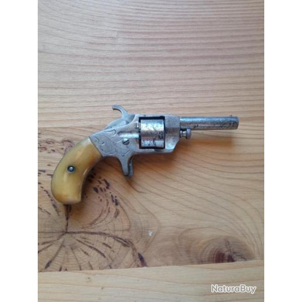 Rarissime petit revolver Jacob Rupertus 22 short