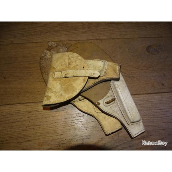 lot de  3 Etuis Holster Italien  Beretta 34 cuir blanc.