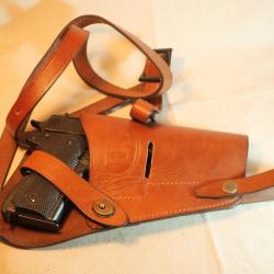 Belle reproduction qualité Holster US ARMY Colt 45 réglementaire poitrine cuir WWII ref EBR24CLT003