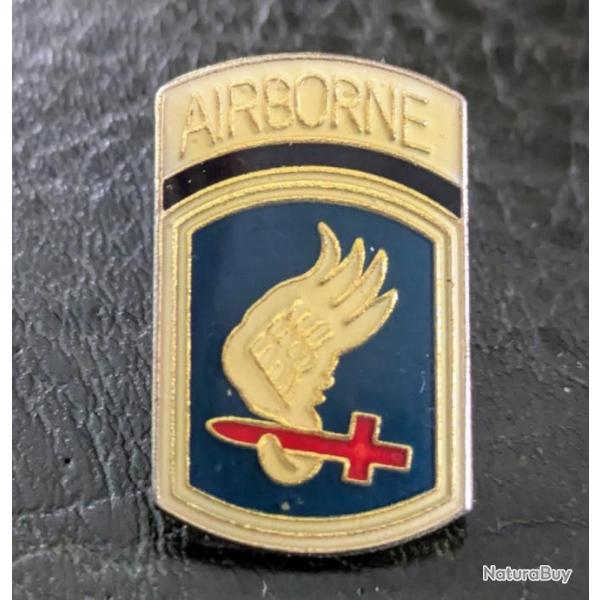 Q pins lapel pin military 173rd airborne 173e paratroopers insigne militaire para badge patch Taille