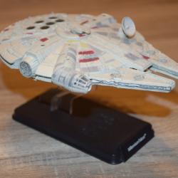 STAR WARS - Millennium Falcon - Faucon Millenium