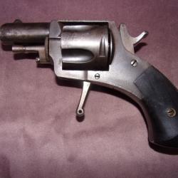 Revolver BULLDOG cal 320 VELODOG