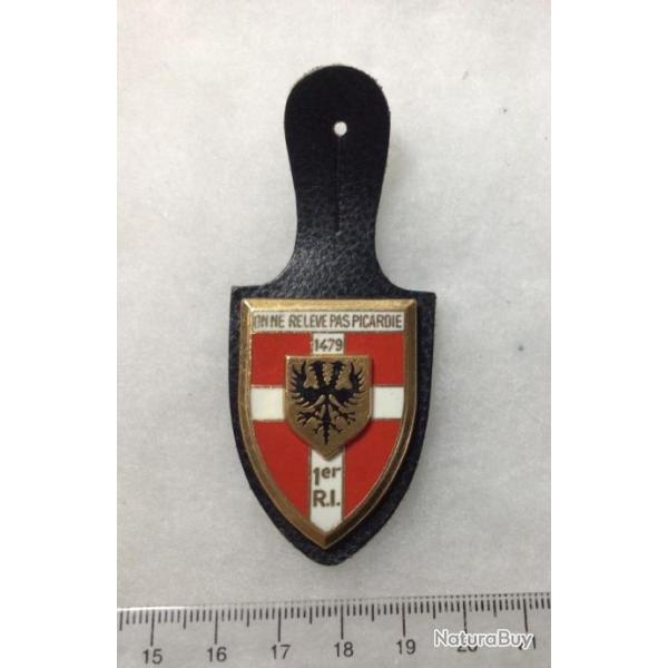 FRANCE INFANTERIE - Insigne 1 R.I. Rgiment d'Infanterie avec son cuir