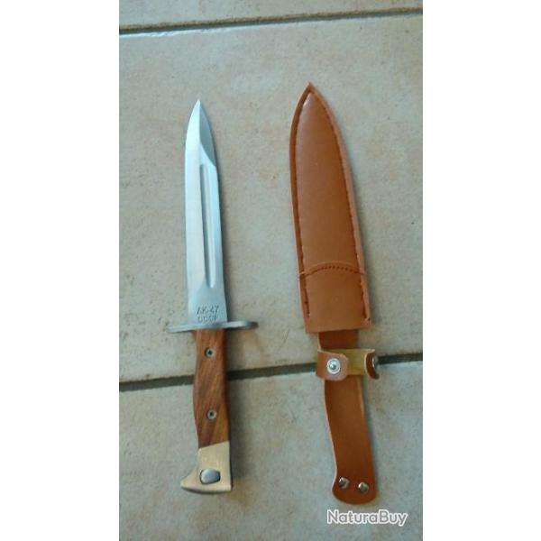 BAIONNETTE DROITE DE 31 CM POUR KALASH AK74 ET AK47 NEUVE AVEC ETUI ...