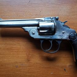 REVOLVER IVER JOHNSON 38 SW