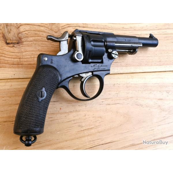 Trs beau revolver 1874 de marine, trs rare dans cet tat