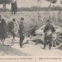 CPA - 1914 piece de 75 en batterie sur un chemin creux