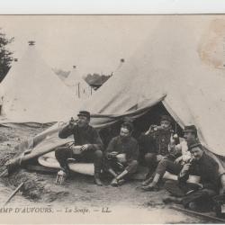 CPA Guerre Camp d'Auvours - la soupe