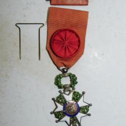 BELLE  CROIX OFFICIER  LEGION HONNEUR  4° REPUBLIQUE / FINITION JOAILLIER