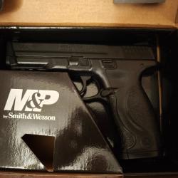 Smith & Wesson M&P 40 - Pistolet bille acier