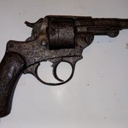 Revolver modèle 1873. Pièce de fouille