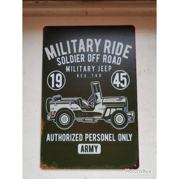 PLAQUE MTAL VINTAGE "MILITARY JEEP"