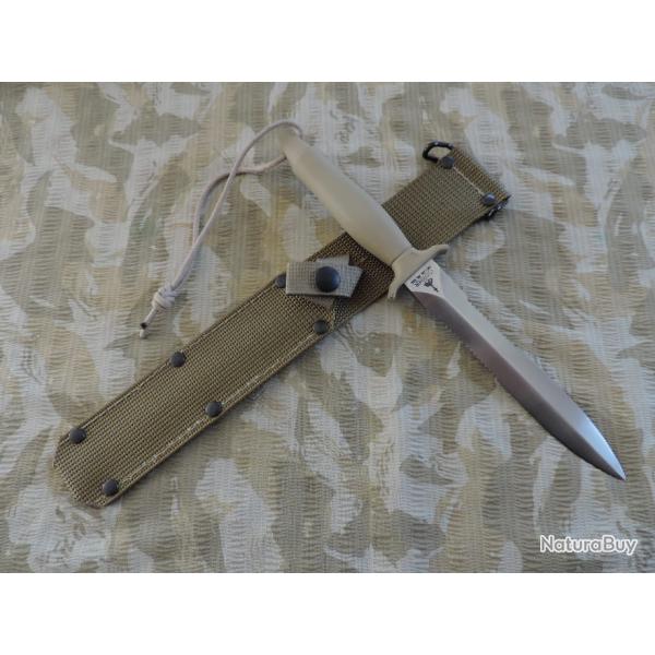 Dague Gerber Mark II Survival Knife.