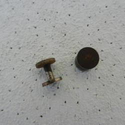 2 rivets  pour bretelle de fusil ou carabine