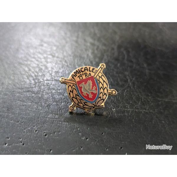 Q pins insigne militaire amicale 19e ra regiment d'artillerie arme military lapel pin Taille : 17 *