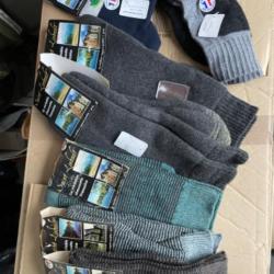 Lot de huit paires de chaussettes aux enchères, fabrication française