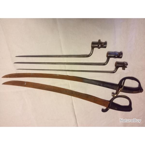 Lot  baonnettes a douilles + 2 sabres + Sabre D'officier 1845  + Epe Sabre de grenadier