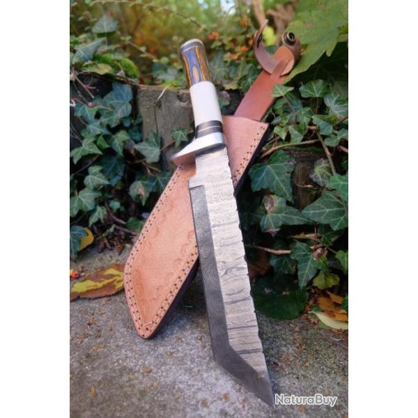 Puukko XXL Couteau Damas Lame 256 Couches Tanto Manche Os/Bois Fabrication Artisanale Etui Cuir