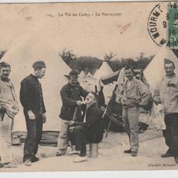 CPA -La vie au camp - le Perruquier" avec timbre - 1914