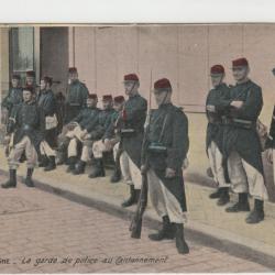 CPA GUERRE 1914.1918-LA GARDE DE POLICE AU CANTONNEMENT.