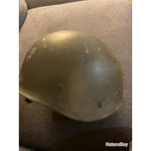 Casque dat de la guerre du Liban entre 1985 et1986