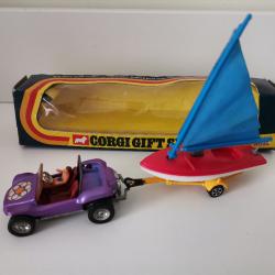 Corgi Toys Gift Set 26 Buggy et bateau à voile neufs en boite