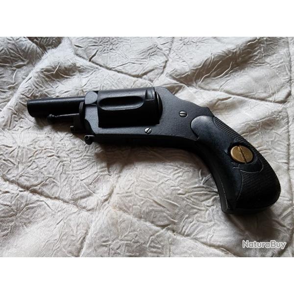 REVOLVER 8MM/92 style Velodog