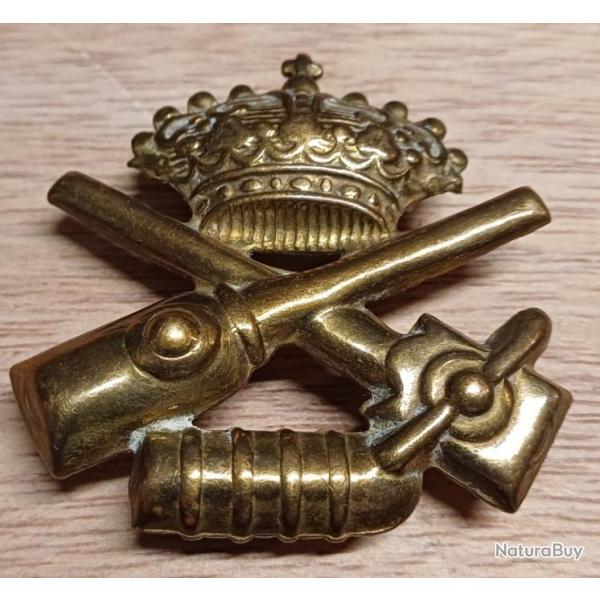 Ancien insigne militaire italien trs rare - ARTILLERIE