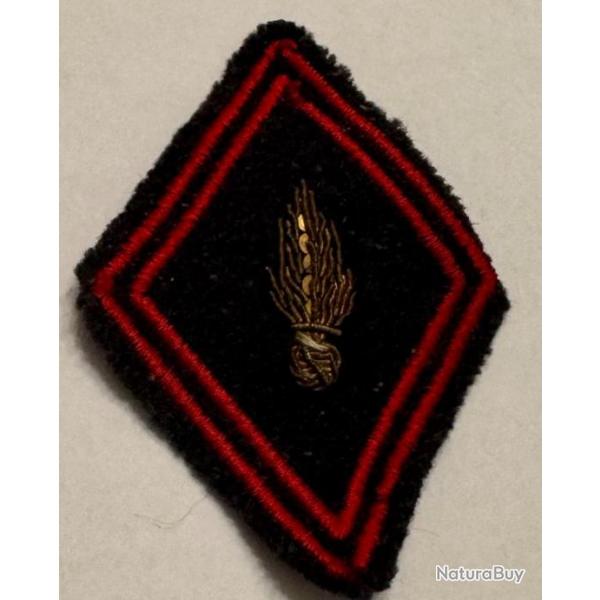 Losange de bras de militaire franais mod 45 - rgiment d'infanterie