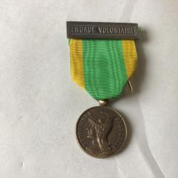 VENDU PAR LE-CUIRASSIER MÉDAILLE ENGAGÉ VOLONTAIRE