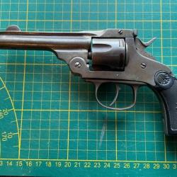 Revolver EUSKARO cal. 32 S&W