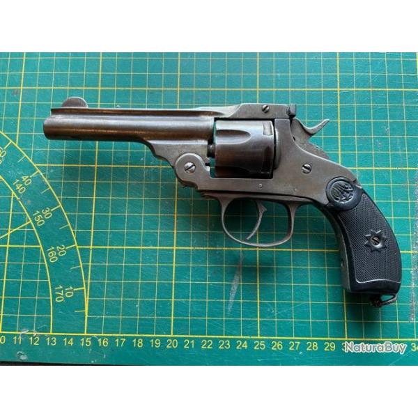 Revolver EUSKARO cal. 32 S&W