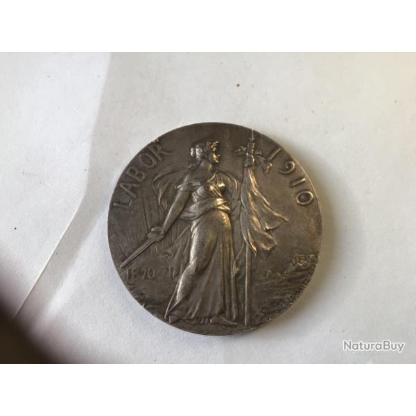 VENDU PAR LE-CUIRASSIER BELLE MDAILLE BRONZE LABOR 1910