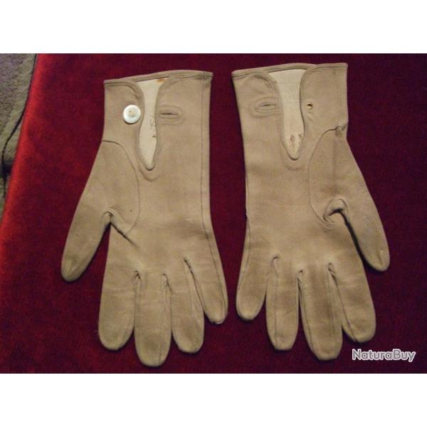 Paire de gants pour Officiers de l'Arme Franaise .Lot N  6 ..