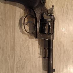 Rare revolver d'ordonnance 1887. Fabrication civil 8mm92