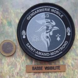 écusson militaire (gris) gendarmerie mobile 45/3 Saint Amand Montrond (Cher) insigne