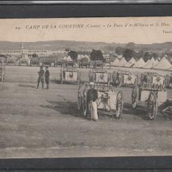 CPA- Camp de La Courtine - le Parc d'Artillerie et le Mess