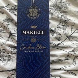 Cognac hors d'âge série premium « Cordon Blue »  MARTELL