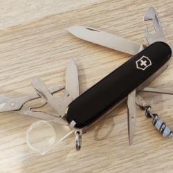 Victorinox couteau suisse Explorer Plus (Stylo) Noir